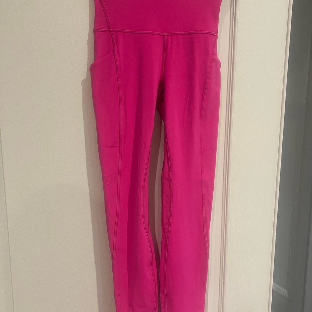 Lululemon Women's Pink legging Size 2